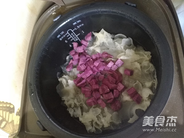 银耳紫薯羹的做法