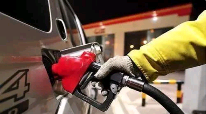 为什么中国油价跟涨不跟跌