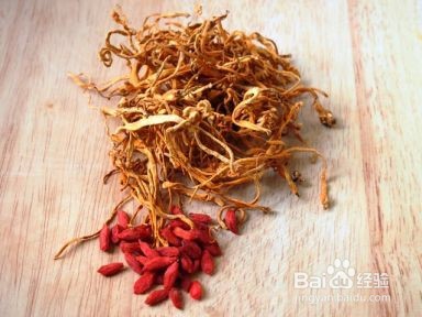 如何制作凉拌虫草花