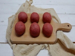 紫薯坚果拉丝软欧怎么做？