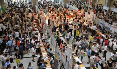 大学生就业难究竟有哪些原因导致的