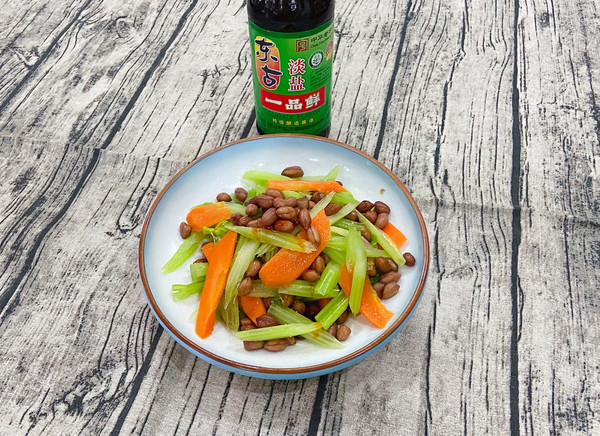 芹菜胡萝卜拌花生米