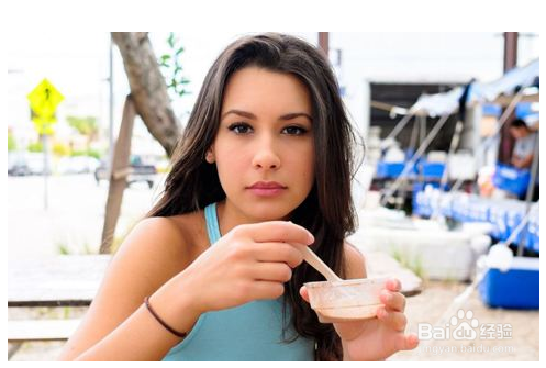 选择面膜的购买及使用注意事项