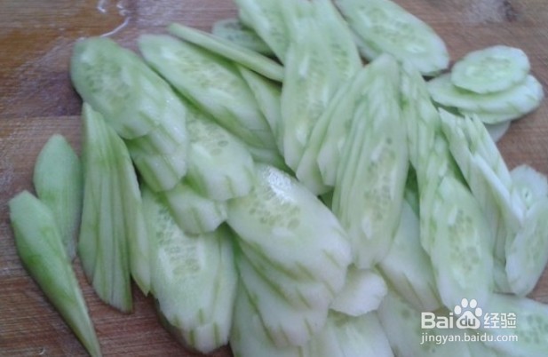 凉拌黄瓜片的做法
