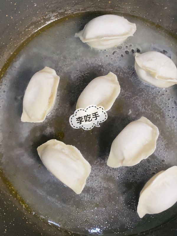 生煎or锅贴饺子