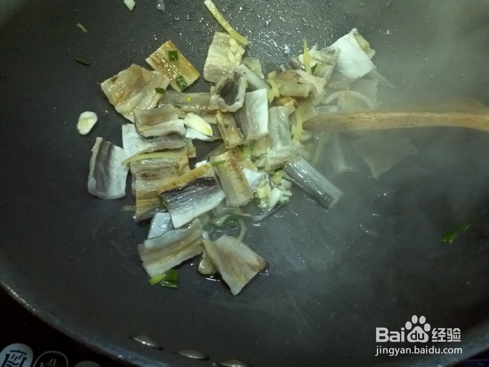 鳗鱼干炒白菜
