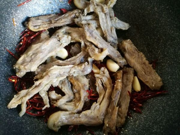 馋嘴鸭翅#食光社干锅鸭#