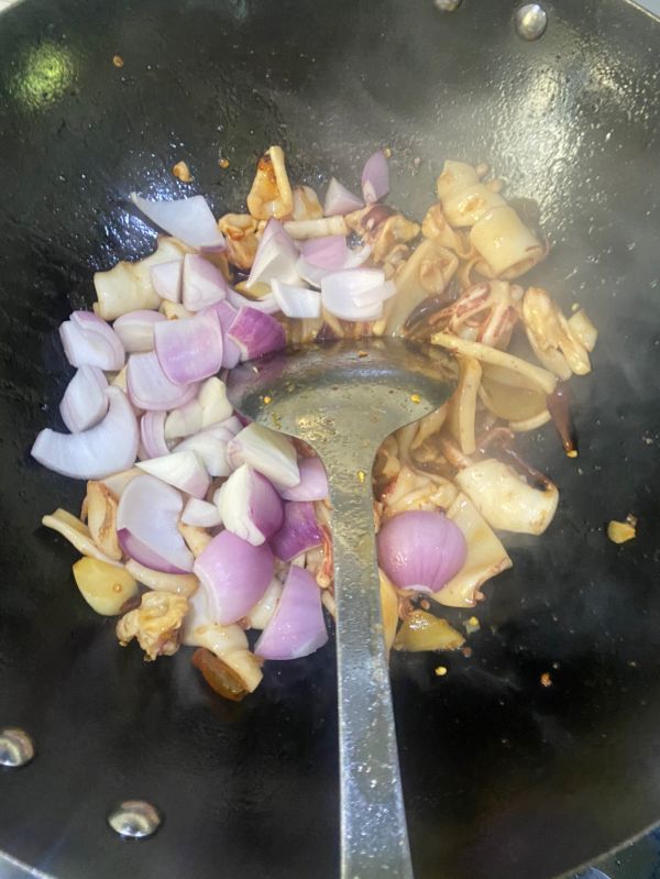 爆炒香辣鱿鱼锅巴