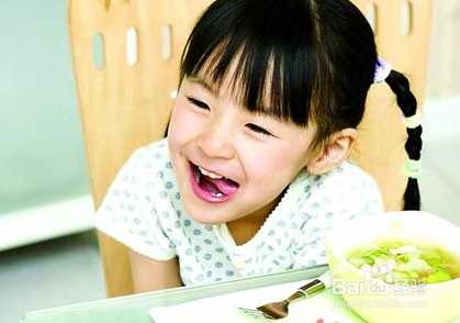 宝宝的辅食应该怎么吃,吃多少?