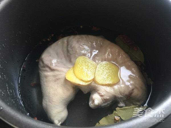 糟香猪肚的做法