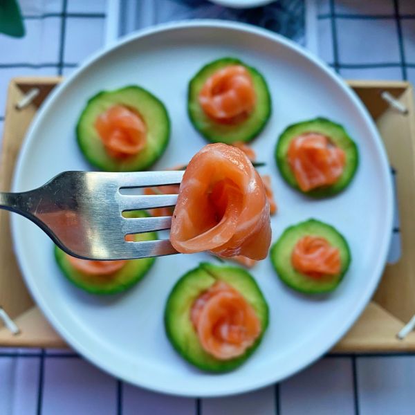 牛油果三文鱼刺身