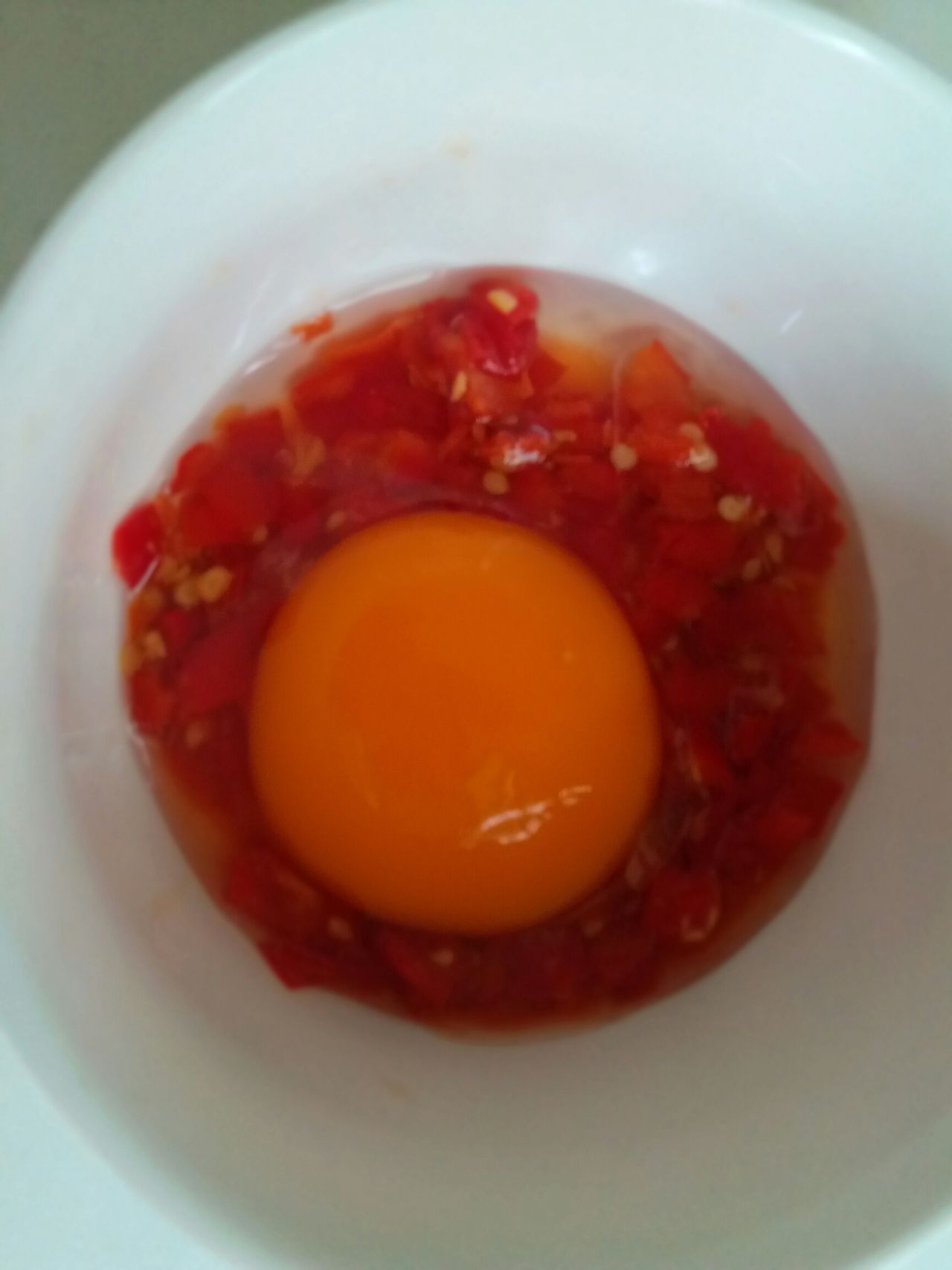 辣有味的剁椒煎鸭蛋的做法