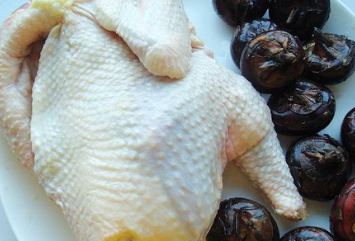 家常电饭煲荸荠炖鸡的做法