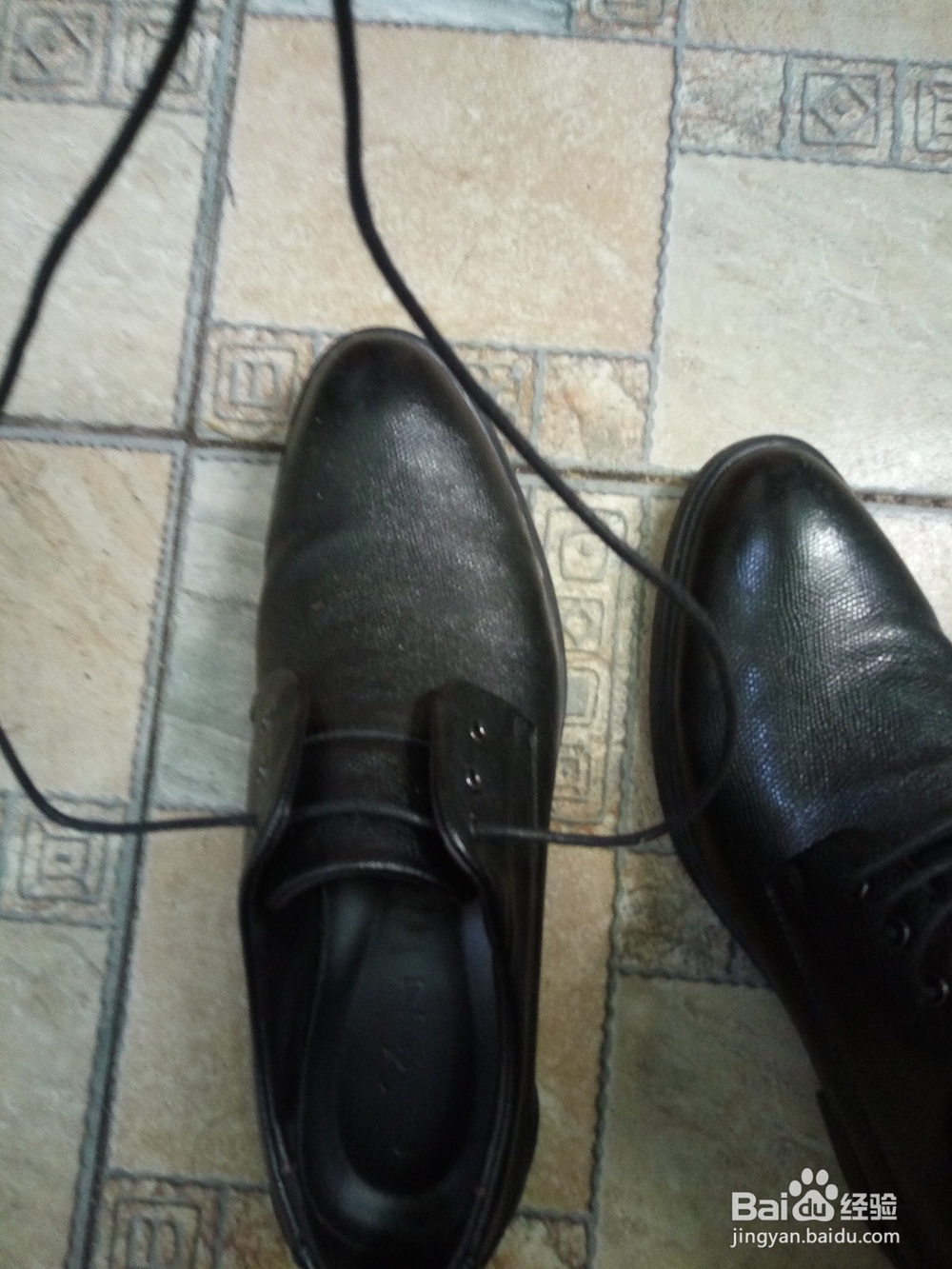 两种看着舒服又简单的隐藏鞋带方法