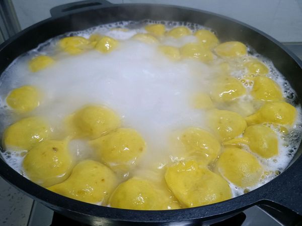 黄花鱼五花肉韭菜水饺