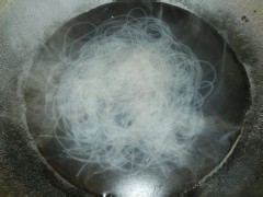 正宗酸辣粉制作