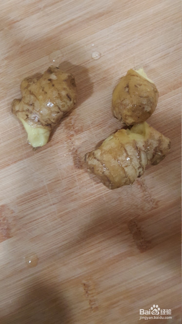 减肥排毒而且还美容的饮品自己制作