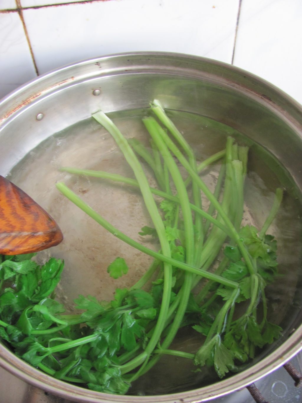 教你做芹菜肉末粥，味道美极了