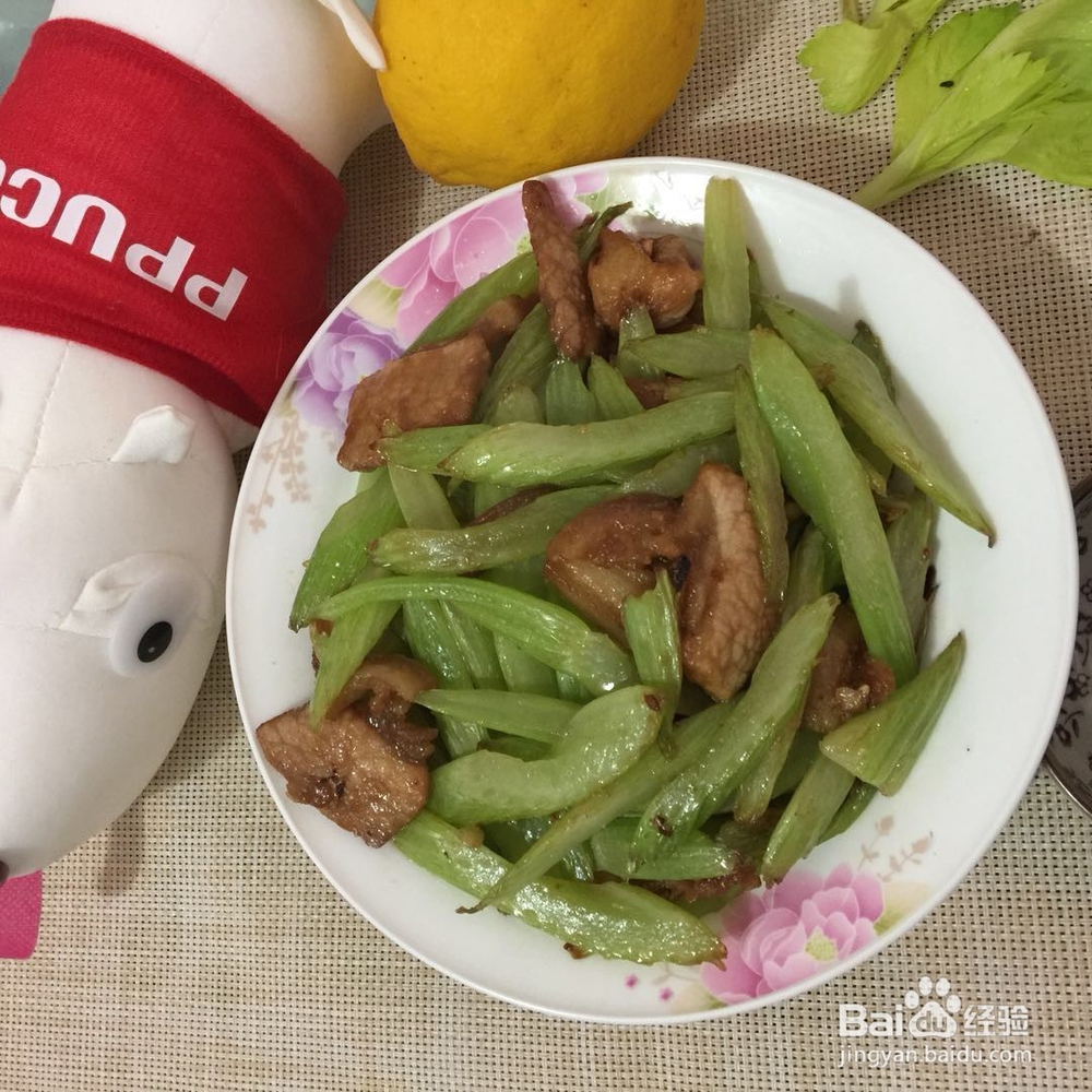 如何做西芹炒肉好吃