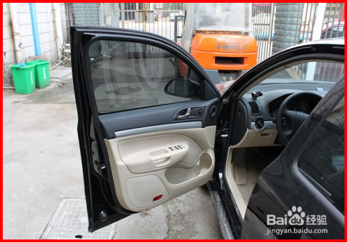 如何防止动物进入汽车