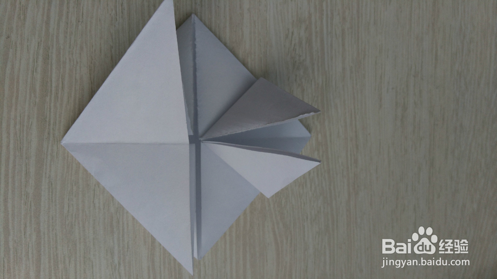如何用纸折简易爱心