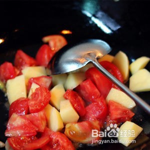 茄汁草菇焖土豆的做法
