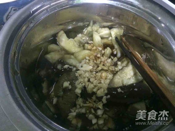 蒜泥茄子的做法