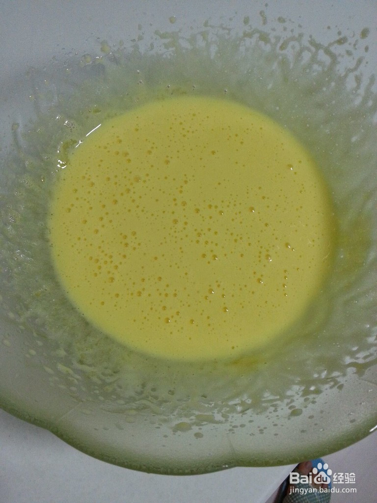 分蛋海绵杯子蛋糕的做法