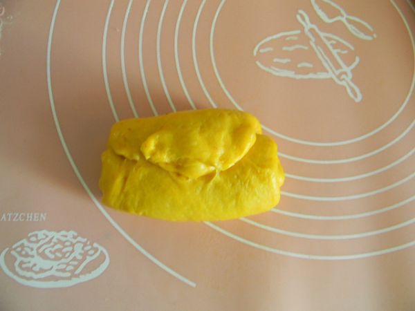 奶香胡萝卜豆沙吐司