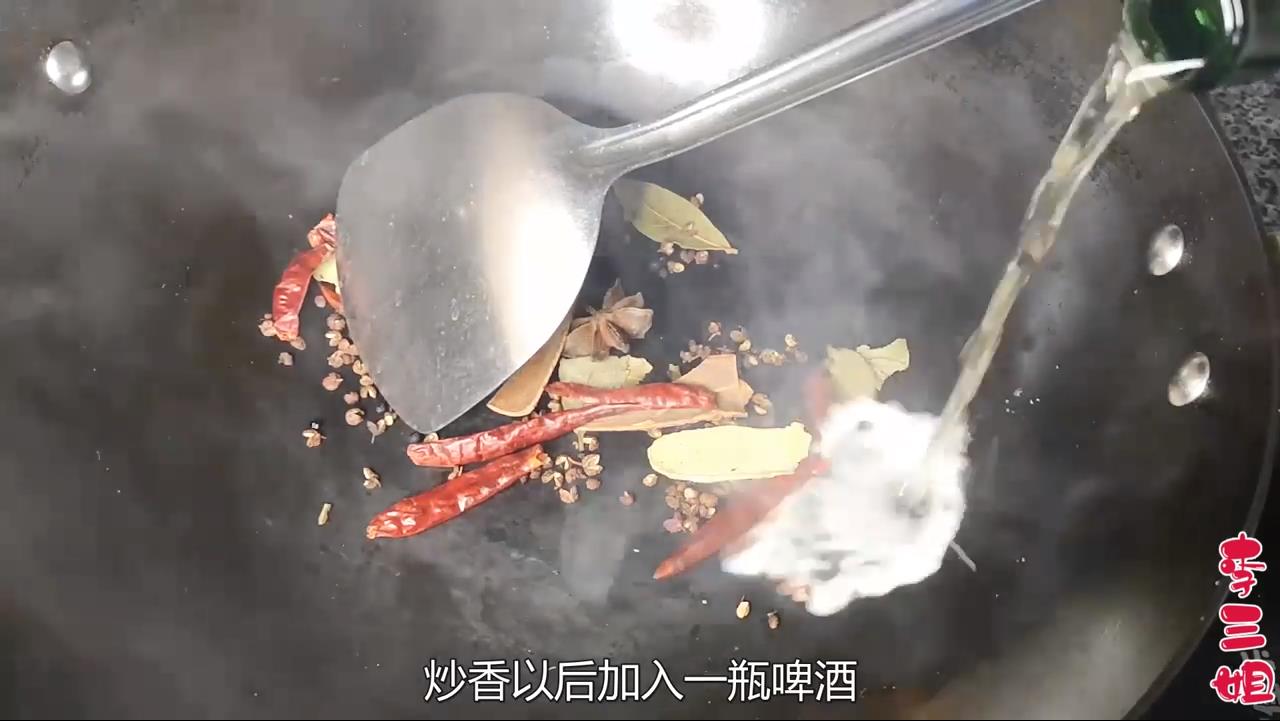如何做乡巴佬卤蛋