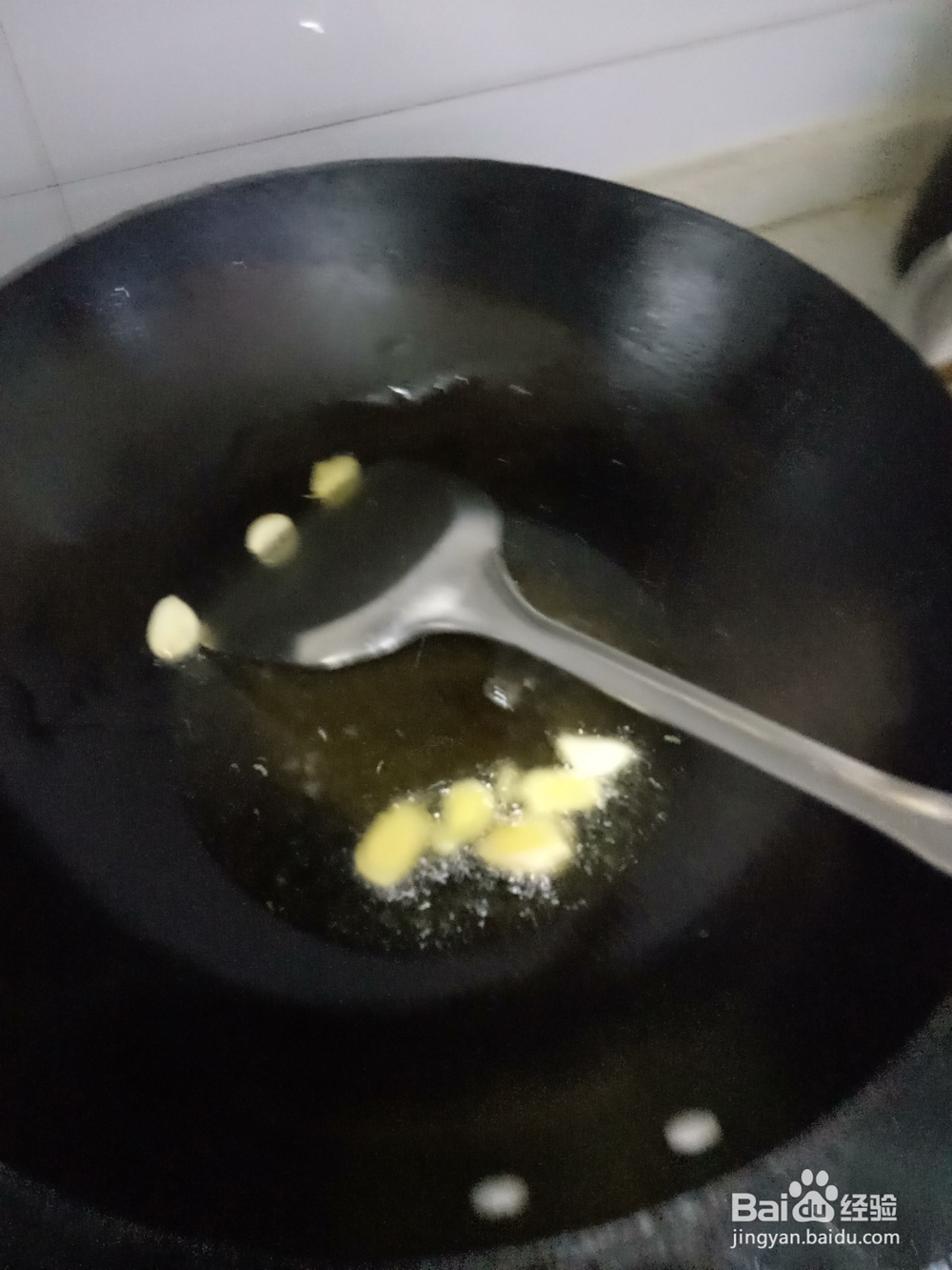 西红柿炖金针菇