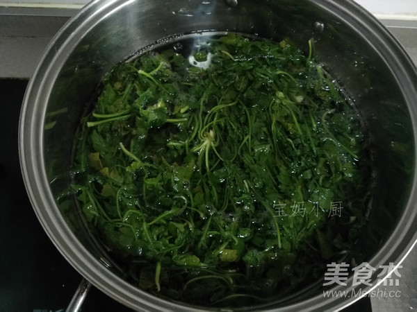 荠菜猪肉包子