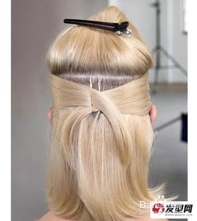 秋季最新短发扎发 简单步骤完美变身