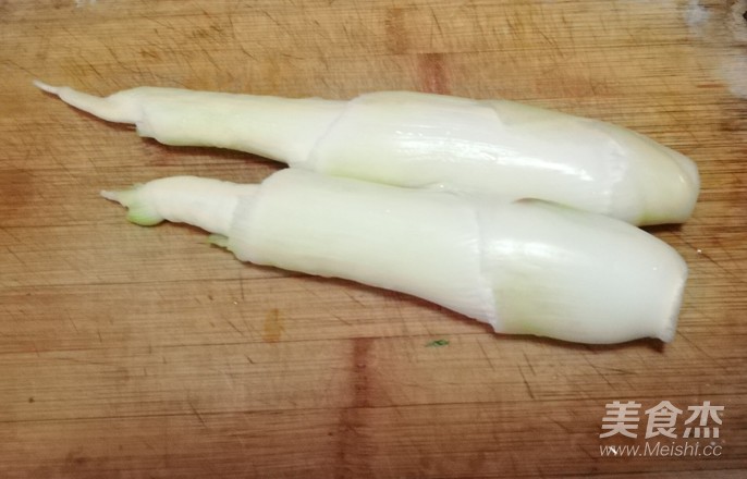 茭白炒肉片的做法