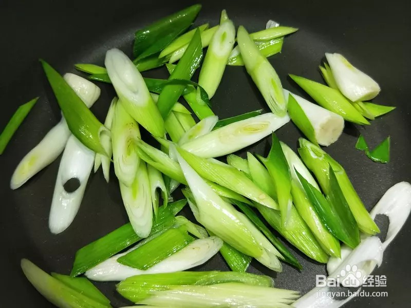 怎样做出家常菜系列之蒜苗炒猪肉