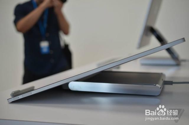 微软Surface Studio一体机真机实拍 占领办公室