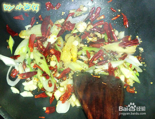 川味麻辣虾的做法 做麻辣虾的步骤