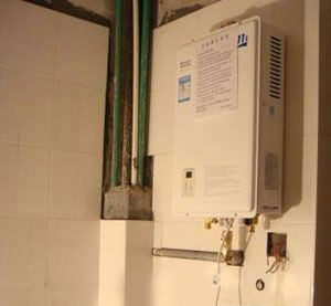 怎样正确安装水槽和热水器