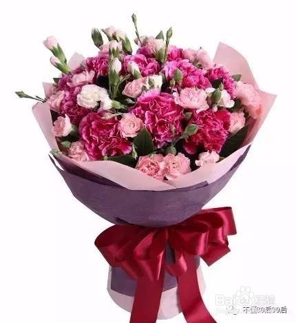 母亲节送母亲康乃馨最合适 花点心思吧