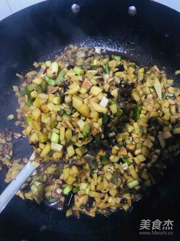 自制素版炸酱面