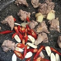 香辣啤酒烧鸭