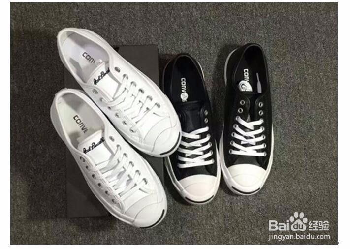 经典帆布鞋:匡威和vans哪个好