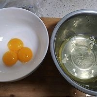红豆抹茶夹心蛋糕怎样做