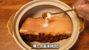 如何做脆皮五花肉