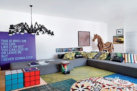 时尚沙发区布置攻略打造最亮眼的角落