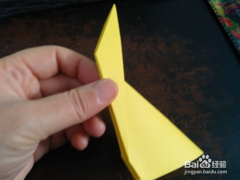 怎么用纸折长颈鹿