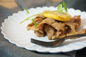 柠香梅花肉的做法