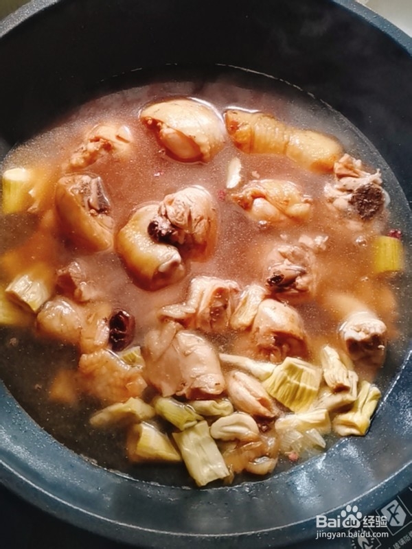 笋干烧鸡腿的做法