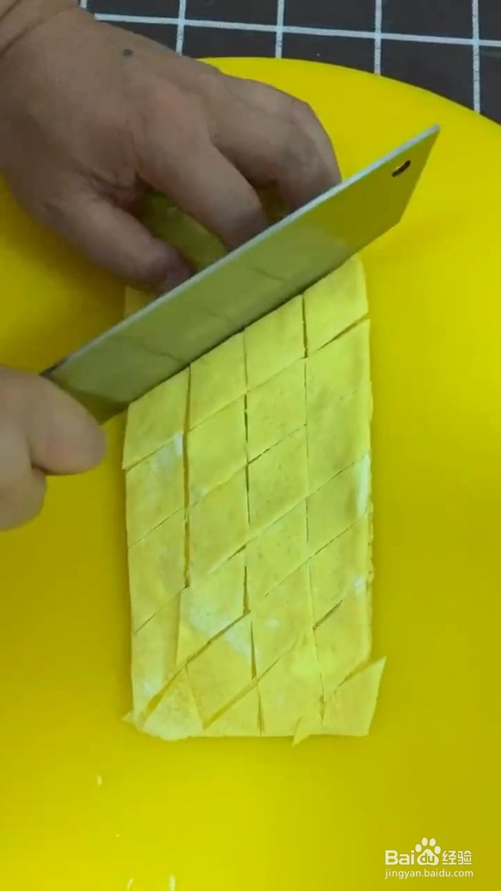 如何做拔丝鸡蛋