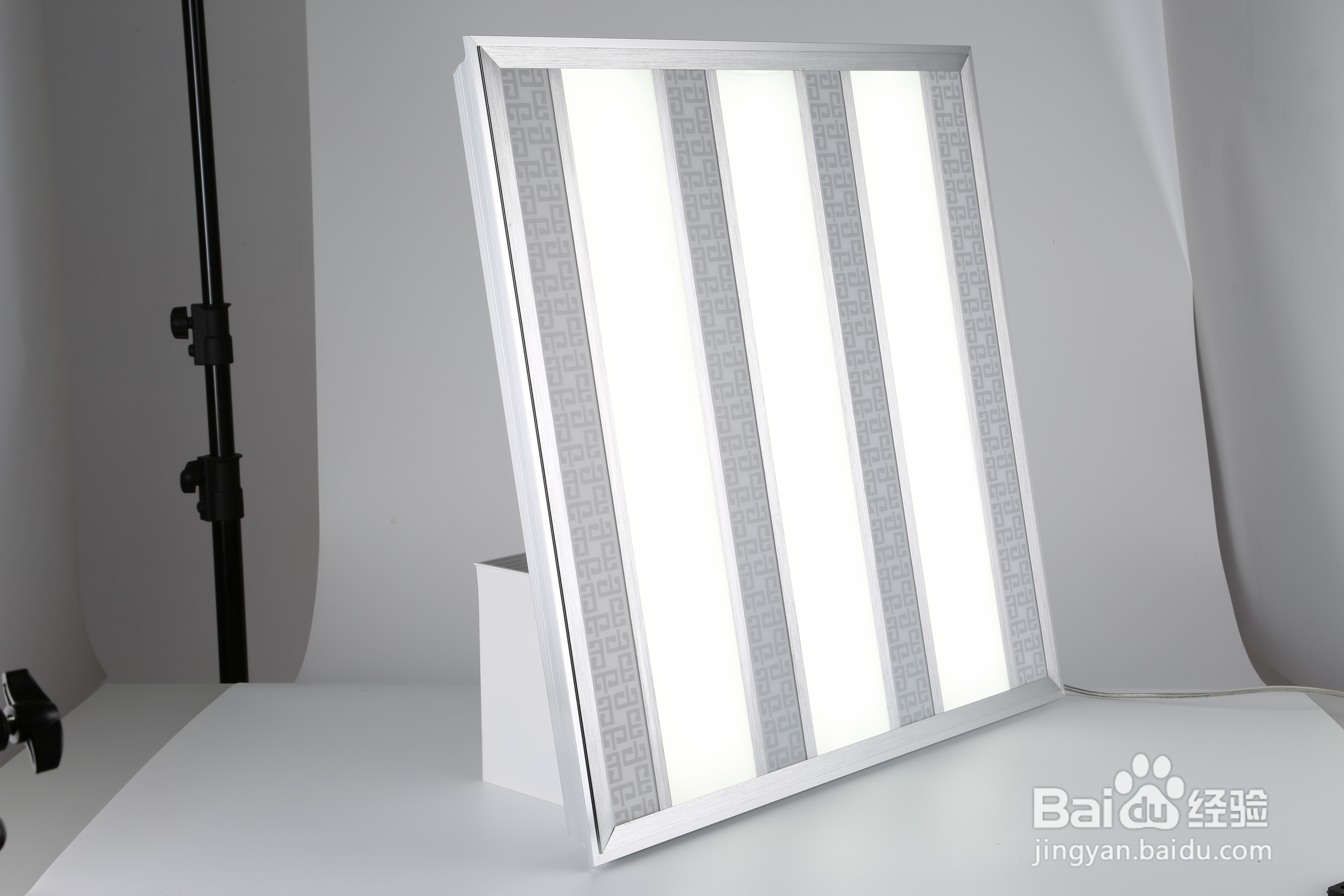 微波感应和红外感应有什么区别啊?